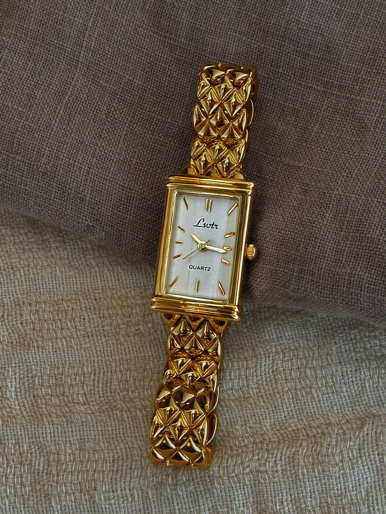1 New Gold-Colored French High - Luxury Lifestyle Gifts recensione e prezzo