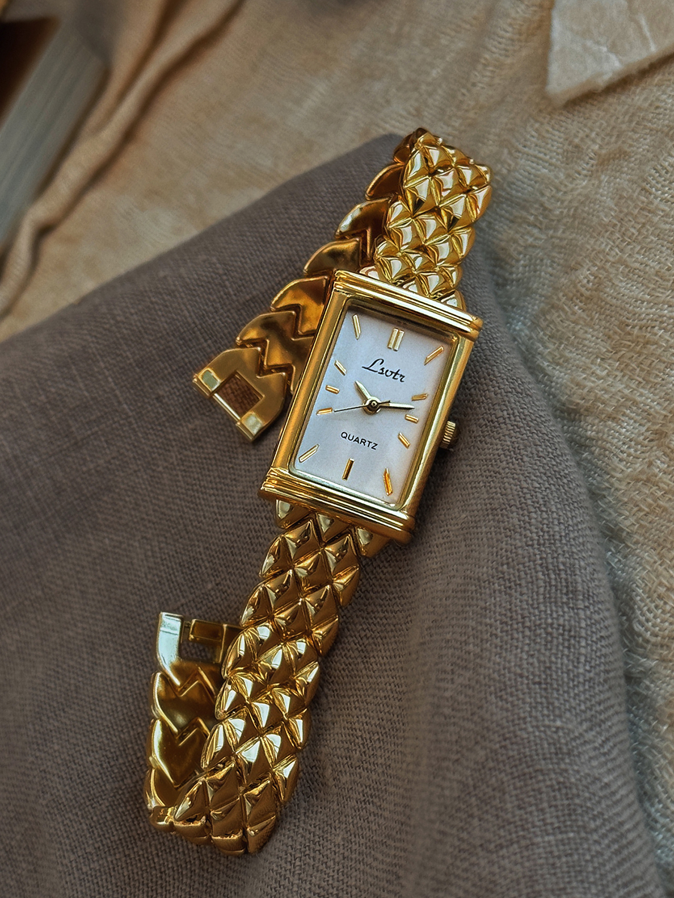 1 New Gold-Colored French High - Luxury Lifestyle Gifts recensione e prezzo