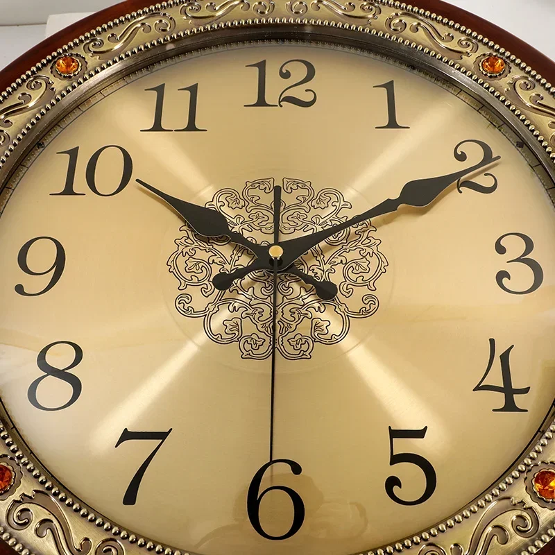 Luxury Wood Wall Clock Metal R - Luxury Lifestyle Gifts recensione e prezzo