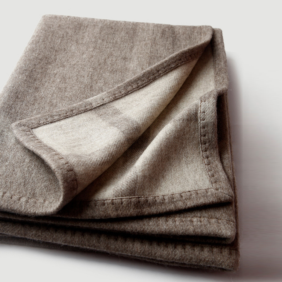 Cross Striped Double sided Jac - Cashmere Throw Blanket recensione e prezzo