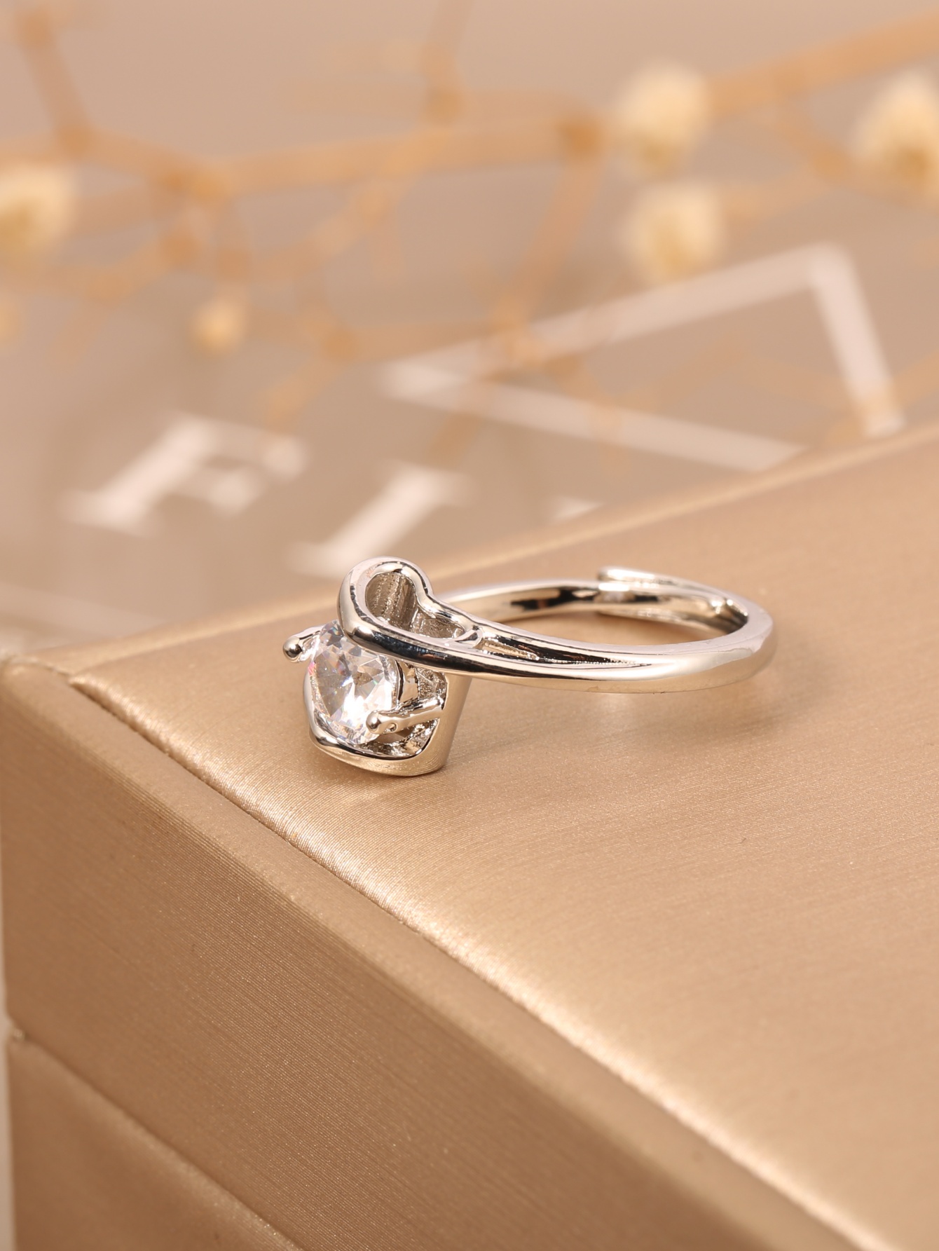 1 Piece of European and Americ - Luxury Lifestyle Gifts recensione e prezzo