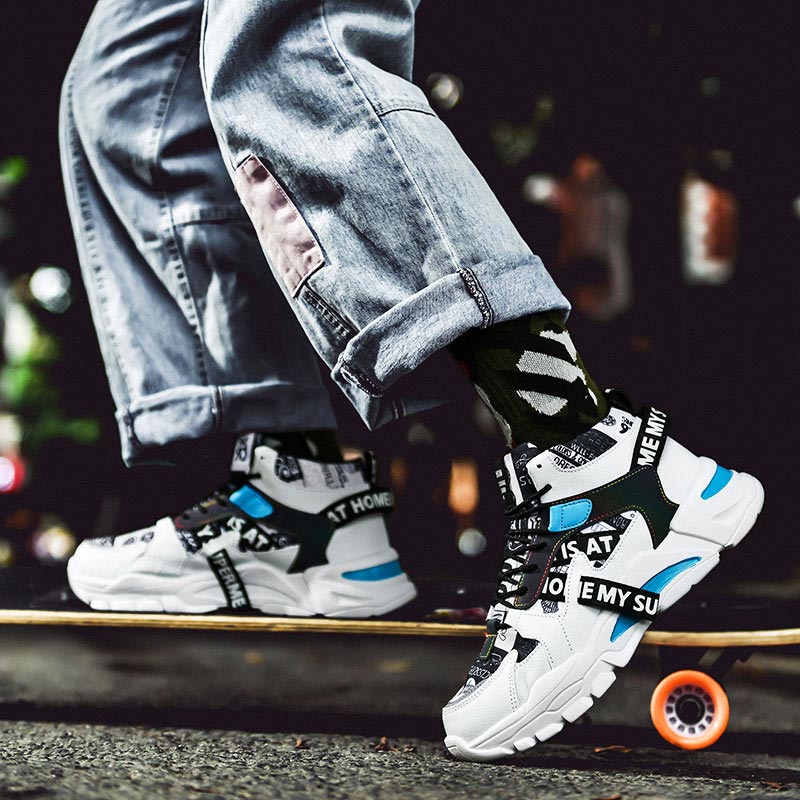 Large Size High Top Chunky Man - Luxury Lifestyle Resorts recensione e prezzo