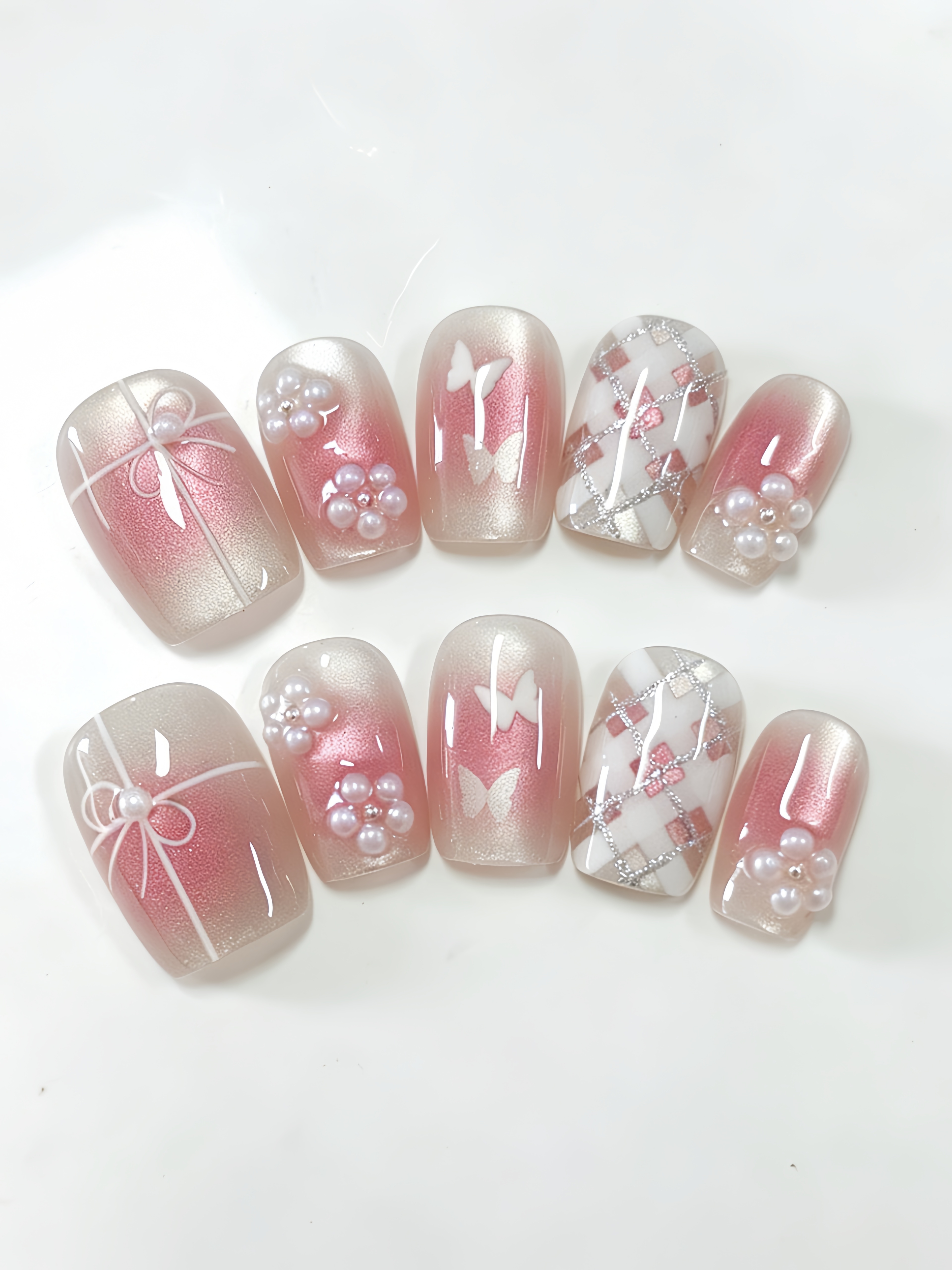 10 Short Square-Shaped Nails,  - Luxury Lifestyle Resorts recensione e prezzo