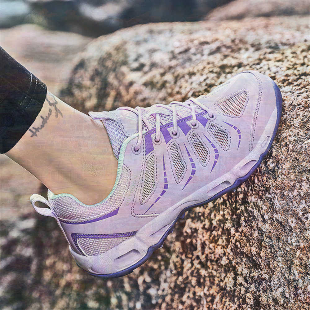 Sumer Round Tip Silver Sneaker - Luxury Lifestyle Gifts recensione e prezzo