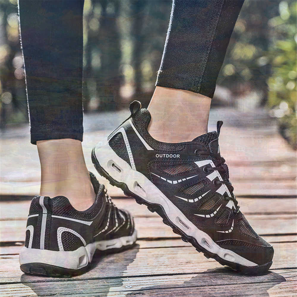 Sumer Round Tip Silver Sneaker - Luxury Lifestyle Gifts recensione e prezzo