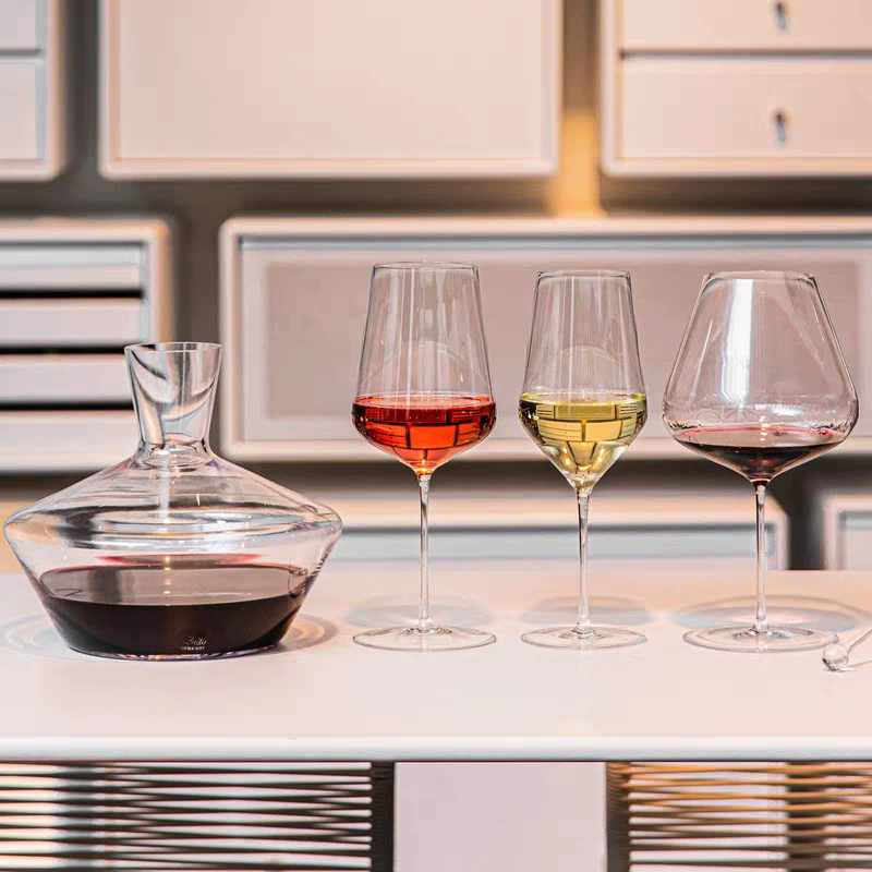 1PCS Burgundy Bordeaux Style U - Crystal Wine Glass recensione e prezzo