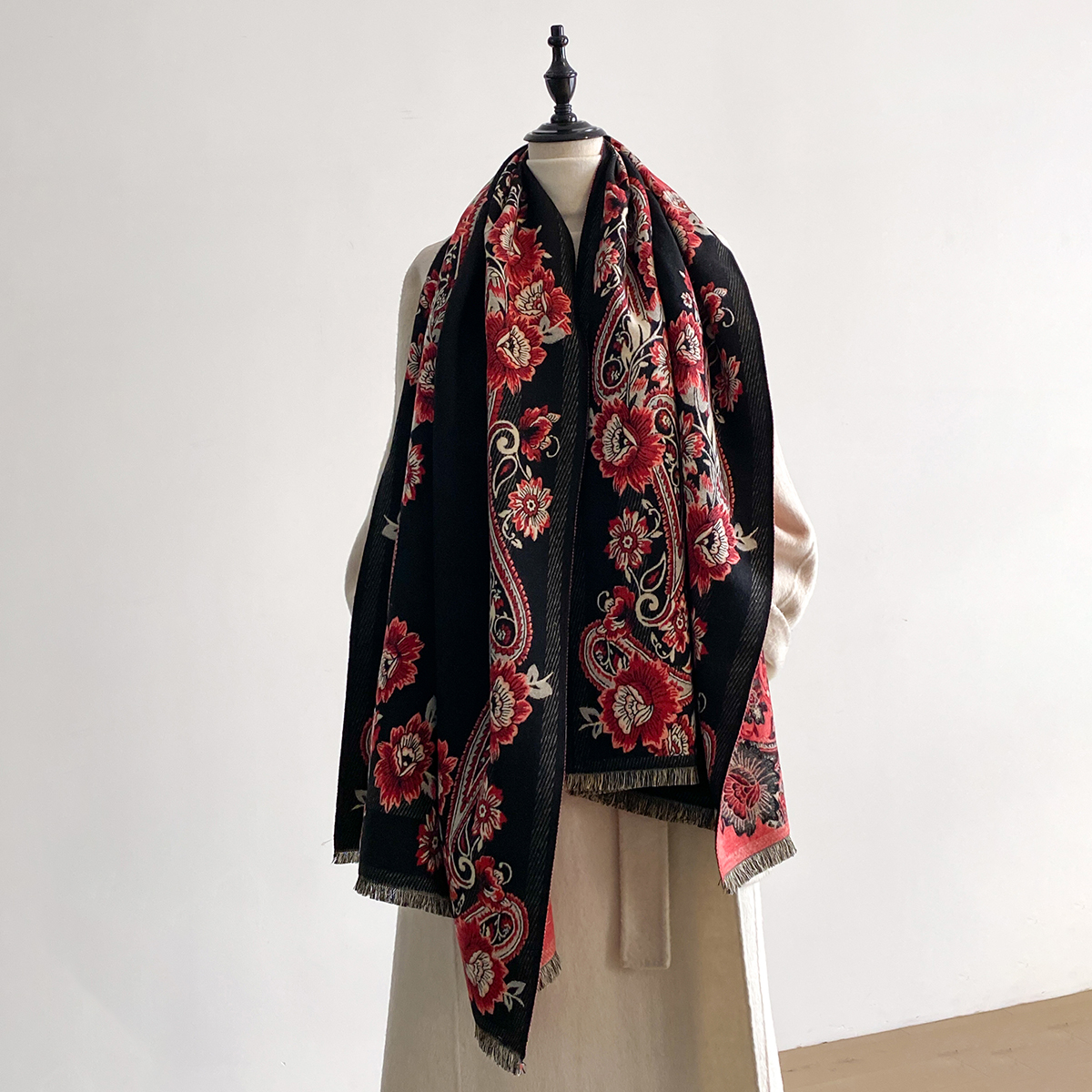 2025 Winter Luxury Imitation C - Cashmere Throw Blanket recensione e prezzo